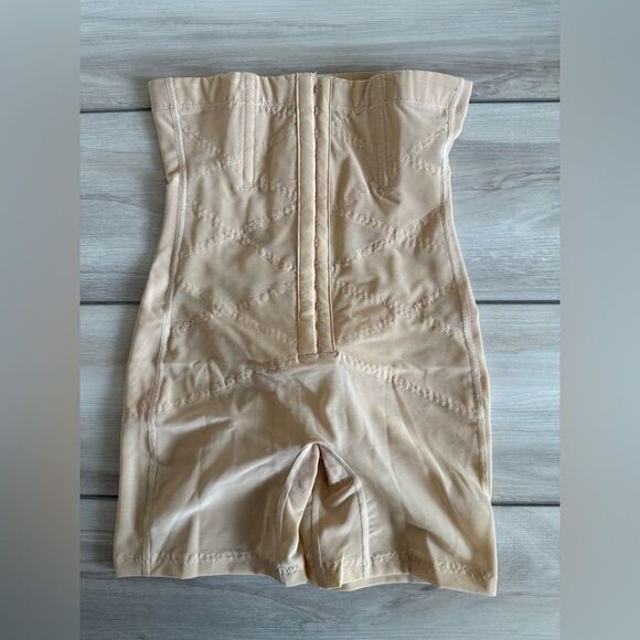 Brabic Adjustable Front Buckle Pleated Tummy Control Shapewear Nude S NWT IN PKG - Picture 6 of 10